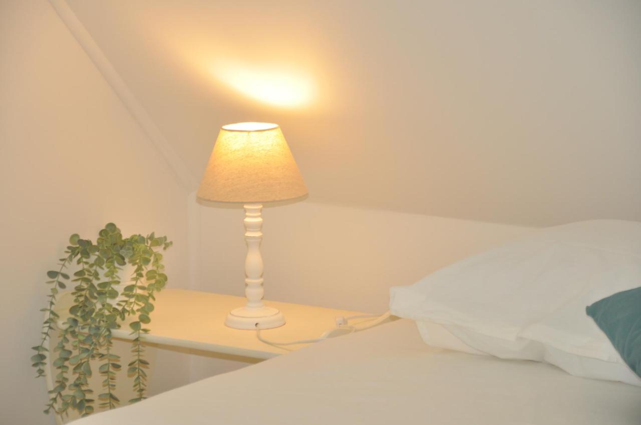 L'Hirondelle - Charming Flat - Apartment บลอทส์ไซม์ ภายนอก รูปภาพ