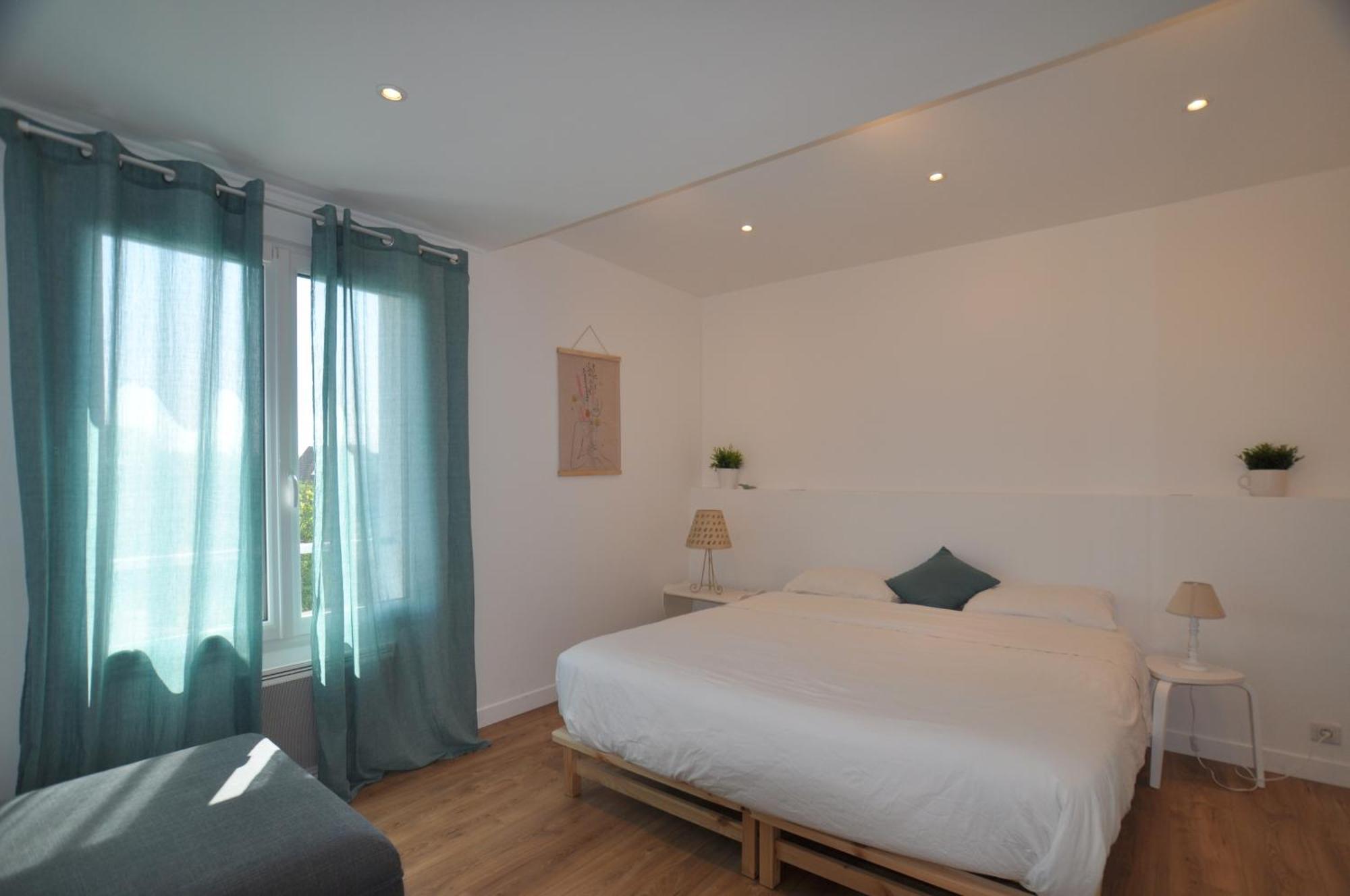 L'Hirondelle - Charming Flat - Apartment บลอทส์ไซม์ ภายนอก รูปภาพ